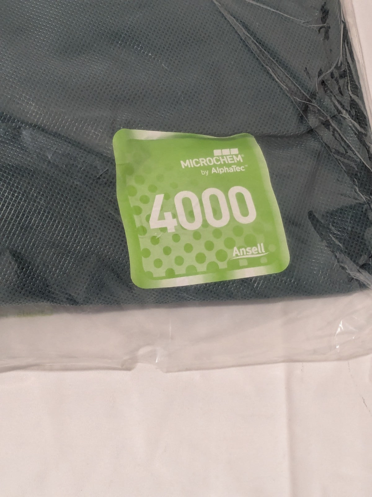 Ansell Disposable & Chemical-Resistant Apron: Size X-Large GR40-T-92-215-05