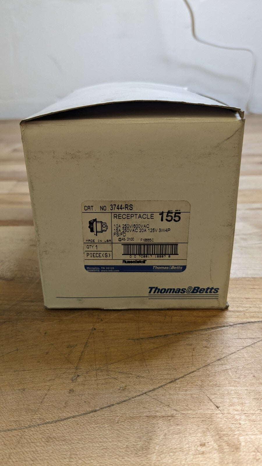 Russellstoll Receptacle 3744-RS 10/15A 125/250/600V 3W 4P New Surplus
