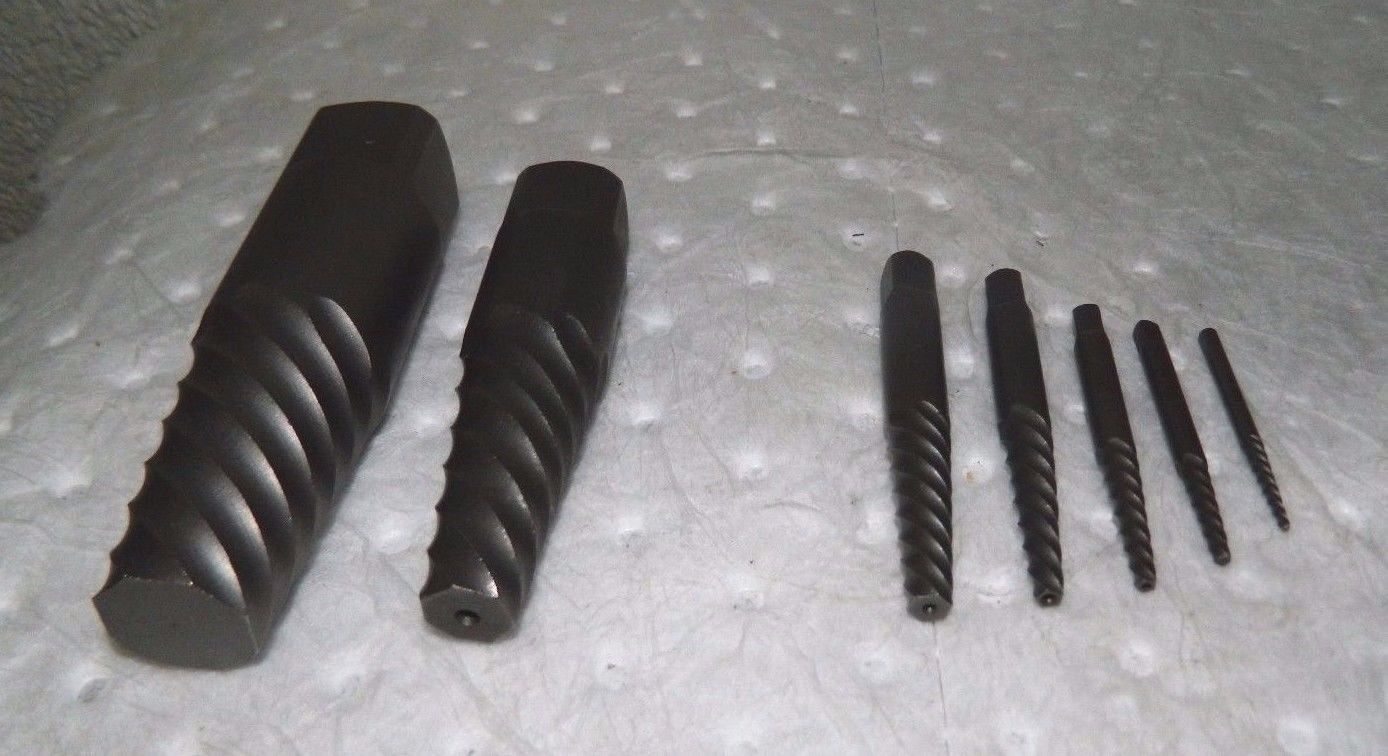 Interstate 7-Piece Spiral Flute Screw Extractor Set 05026802