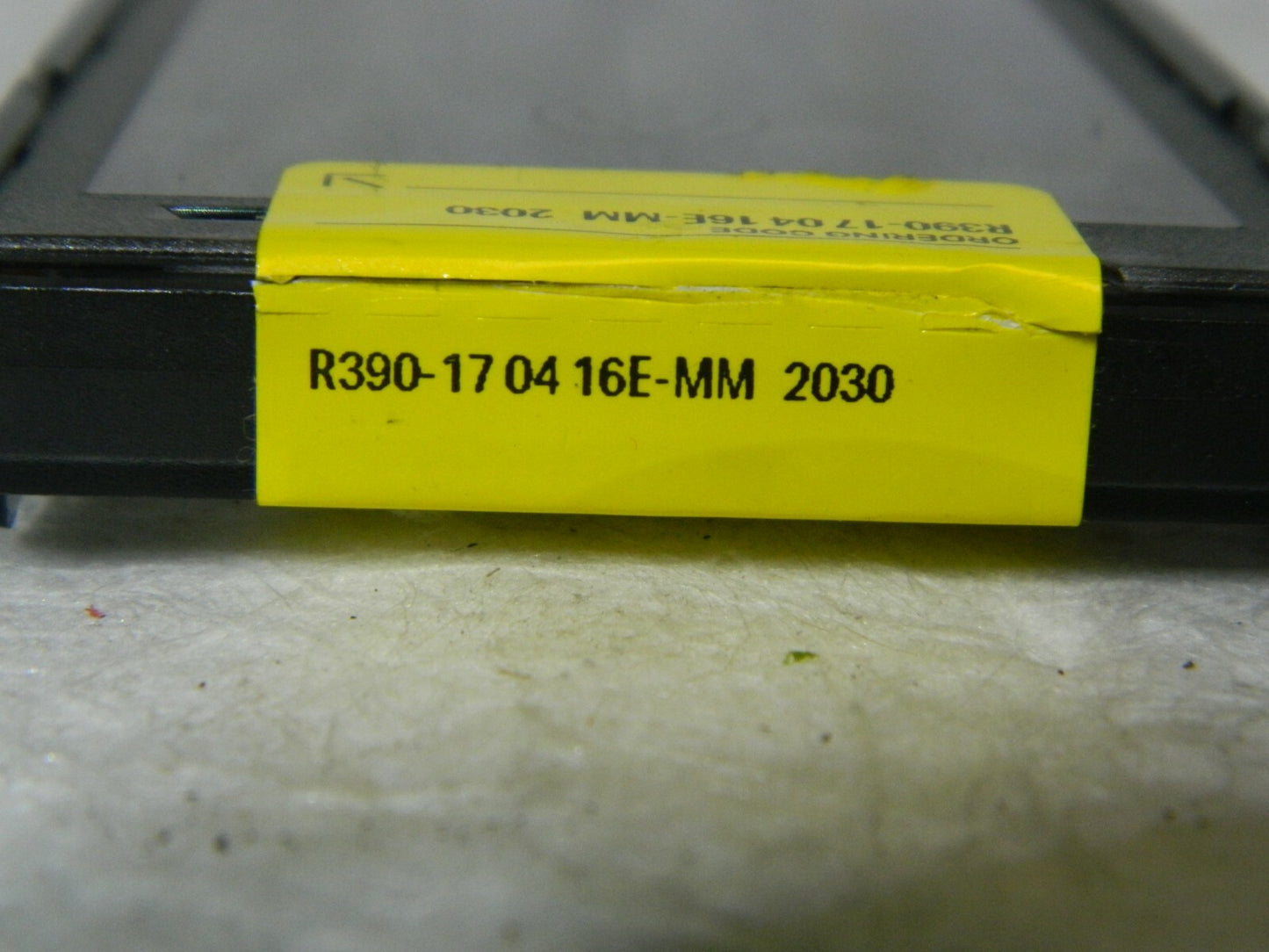 Sandvik Coromant Carbide Milling Insert R390-170416E-MM 2030 Qty 4 5746138