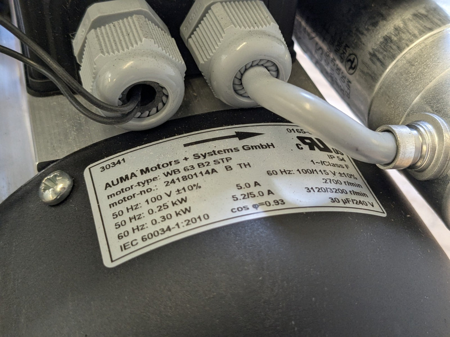 Thomas Oil-less Rotary Vane Vacuum Pump 7.2 m3/hr. 150 mbar abs. 115v 25160120