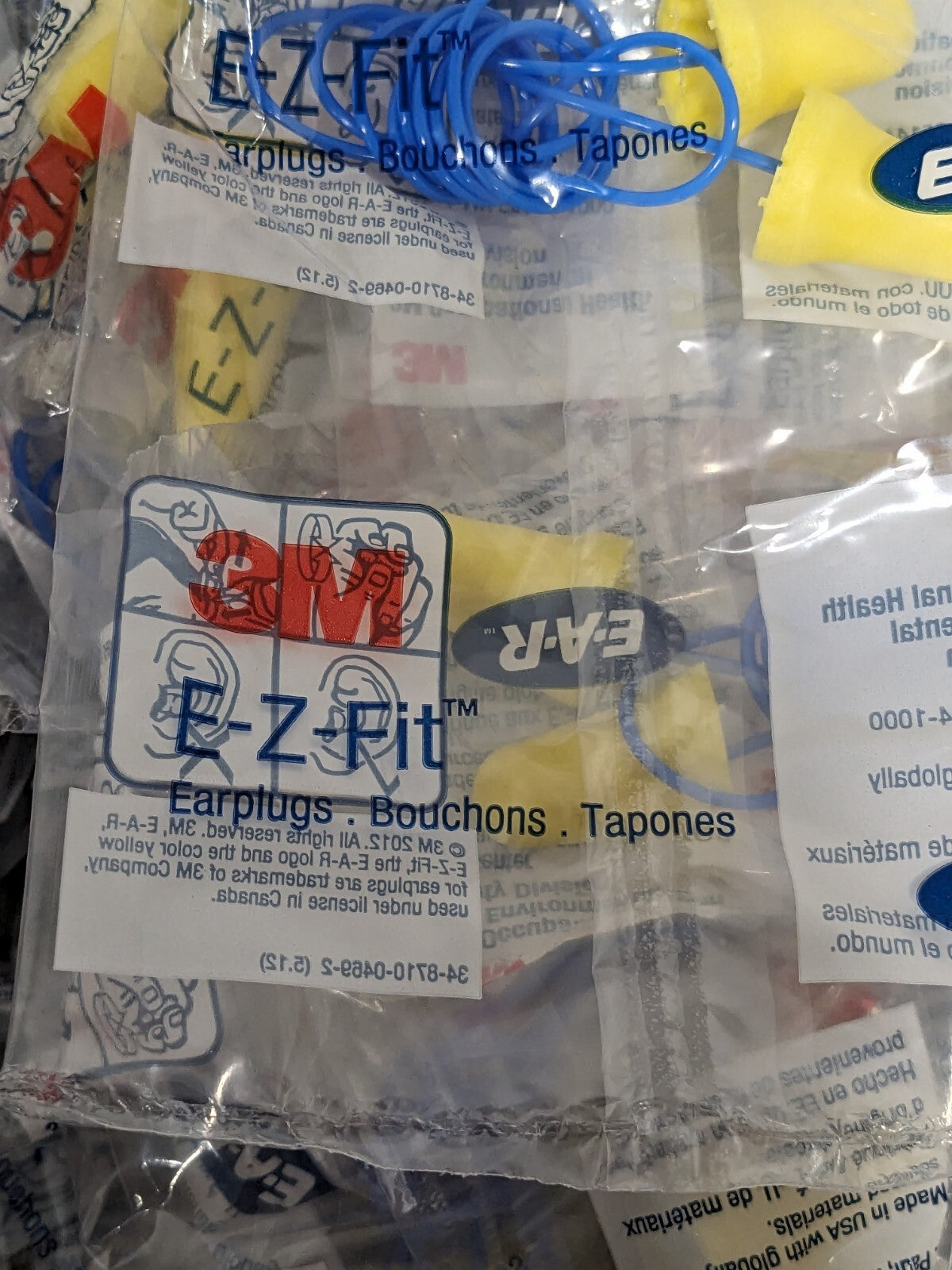 3M Earplugs: 28 dB, Foam, Bell, Roll Down, Approx. 200 Pairs 7100007118