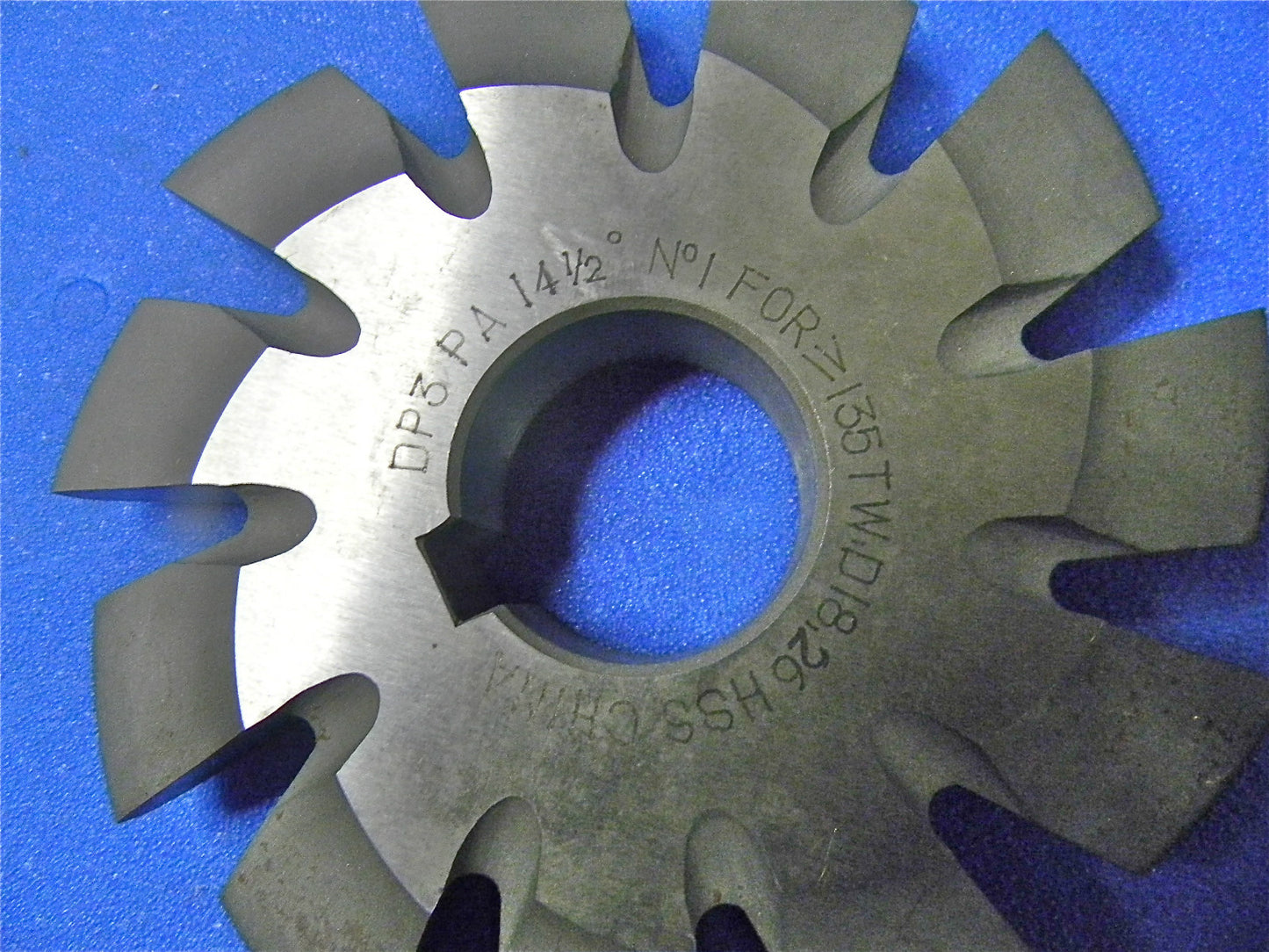 HSS Involute Gear Cutter 3 NDP #1 14 1/2º PA 1 1/4" Hole 4 1/2" OD X7-MG-009-1