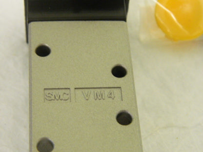 SMC 4 Way Mechanical Accuator 0.55 CV Rate 1/8" NPT Inlet 5 Port NVZM450-N0