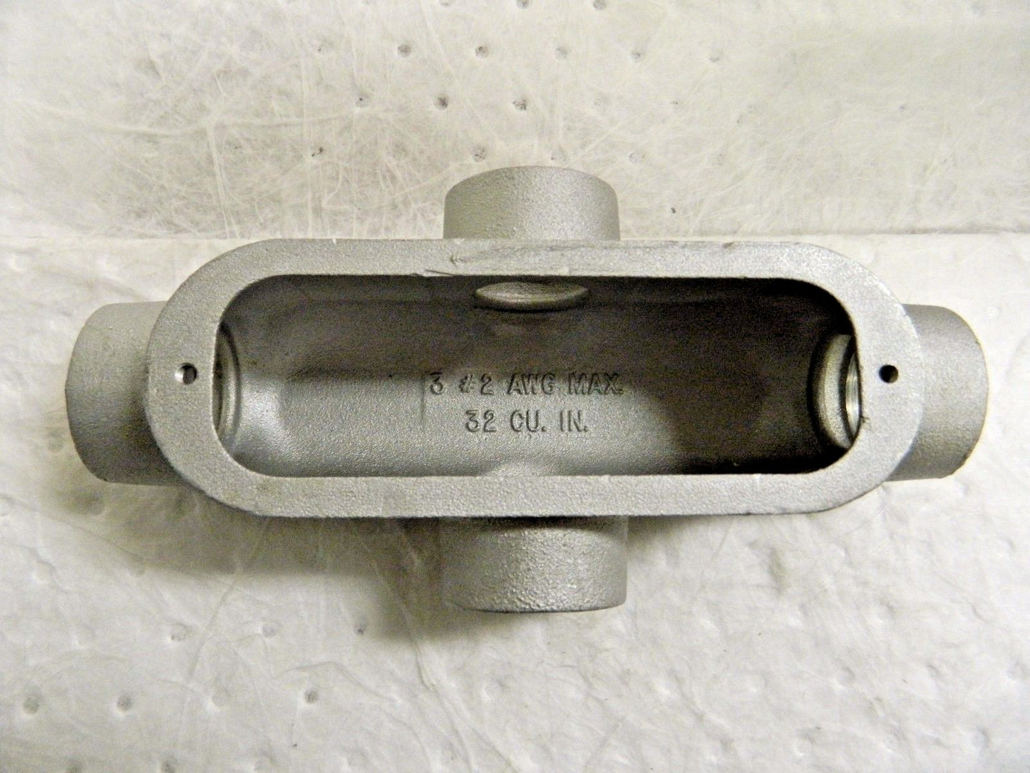 Hubbell Killark Aluminum Conduit Body IMC & RigidB 1-1/4" Trade 85 Form OX-4