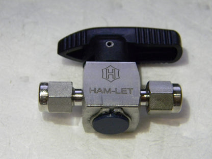 Ham-Let 1/8" Pipe 3,000 psi One Way Instrumentation Plug Valve  3208513