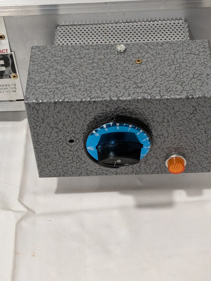 WAAGE Hot Plate 12" Long x 12 Wide x 6" High, 115 Volt 1212-5-1 DAMAGED KNOB