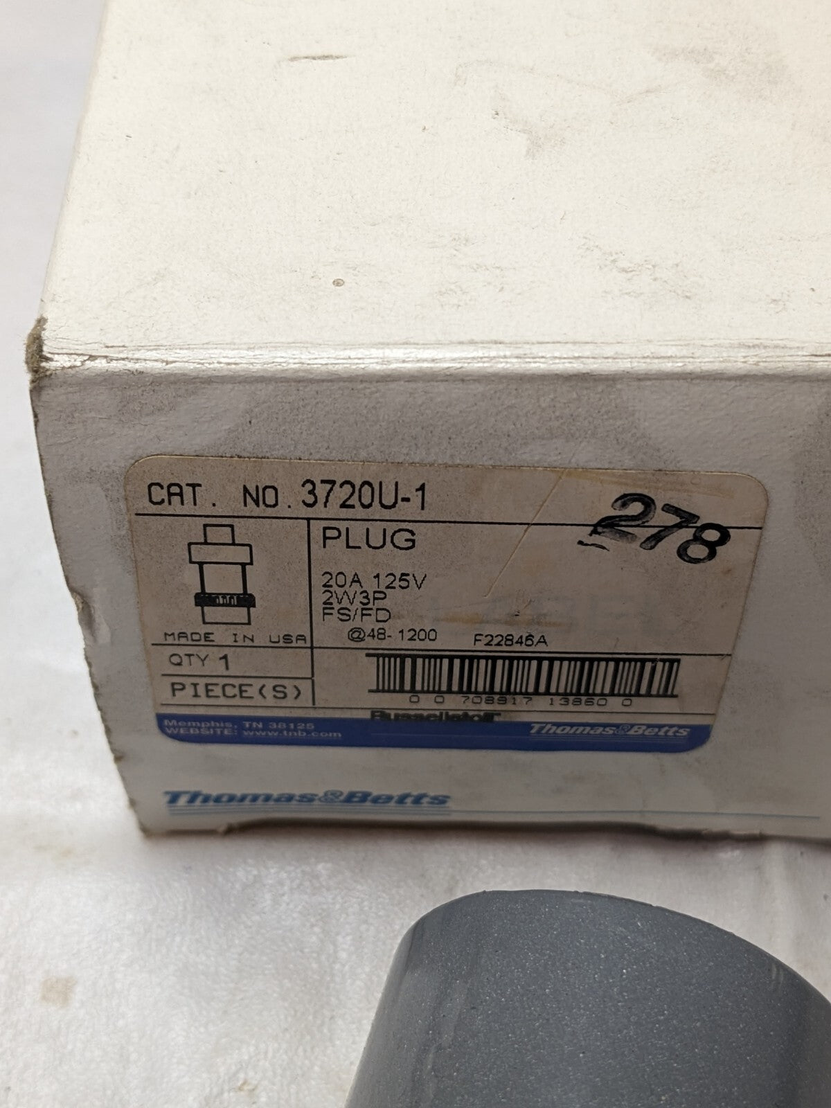 Thomas & Betts Male Connector 20A/125V Plug 3720U-1