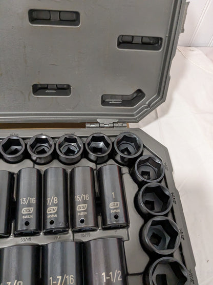 GEARWRENCH 39 Pc 1/2" Drive 6 Point Standard & Deep Impact SAE Socket Set 84947N