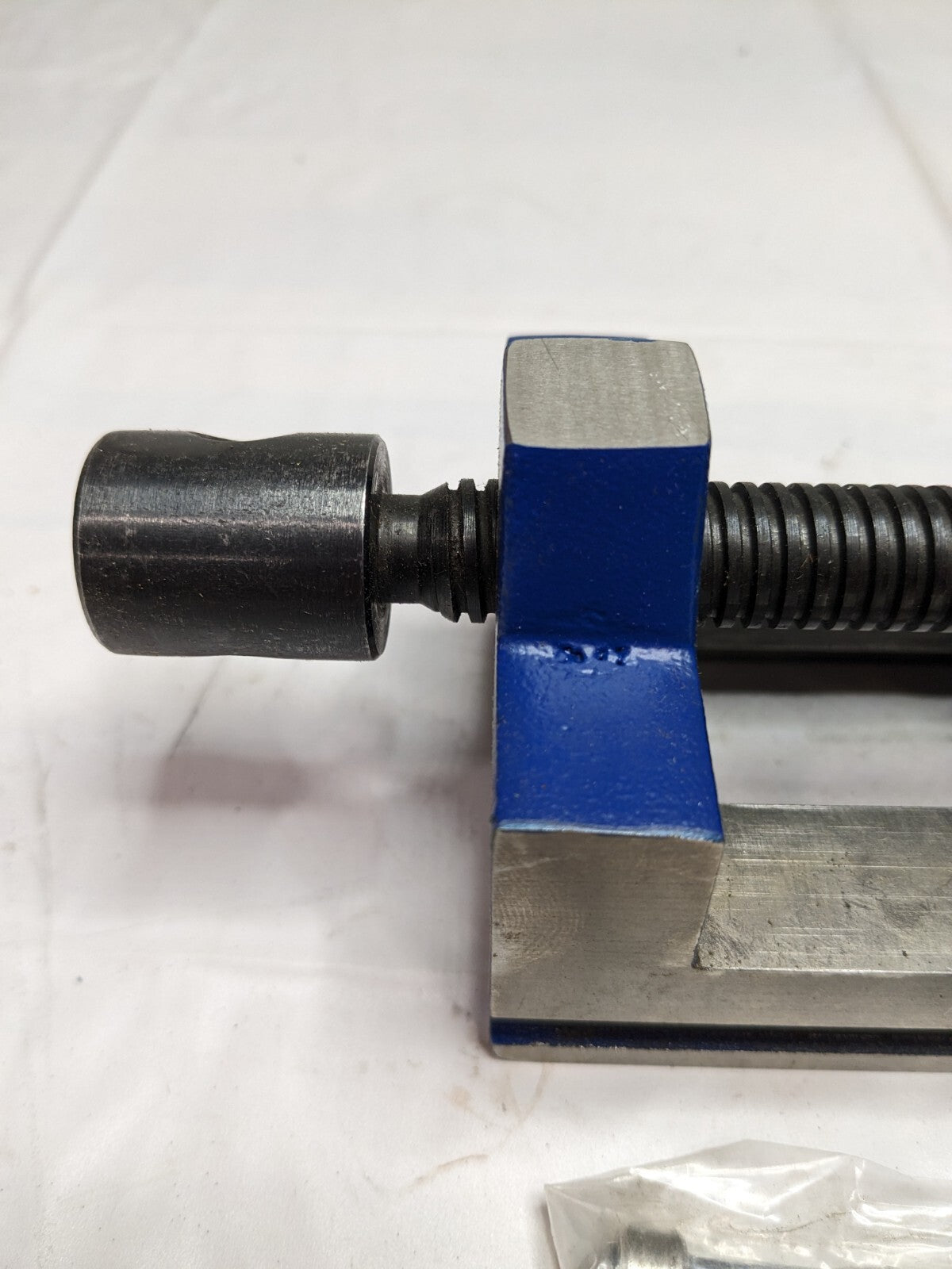 GIBRALTAR Drill Press Vise 3 Jaw Opening Capacity x 1-3/4 Throat 110182