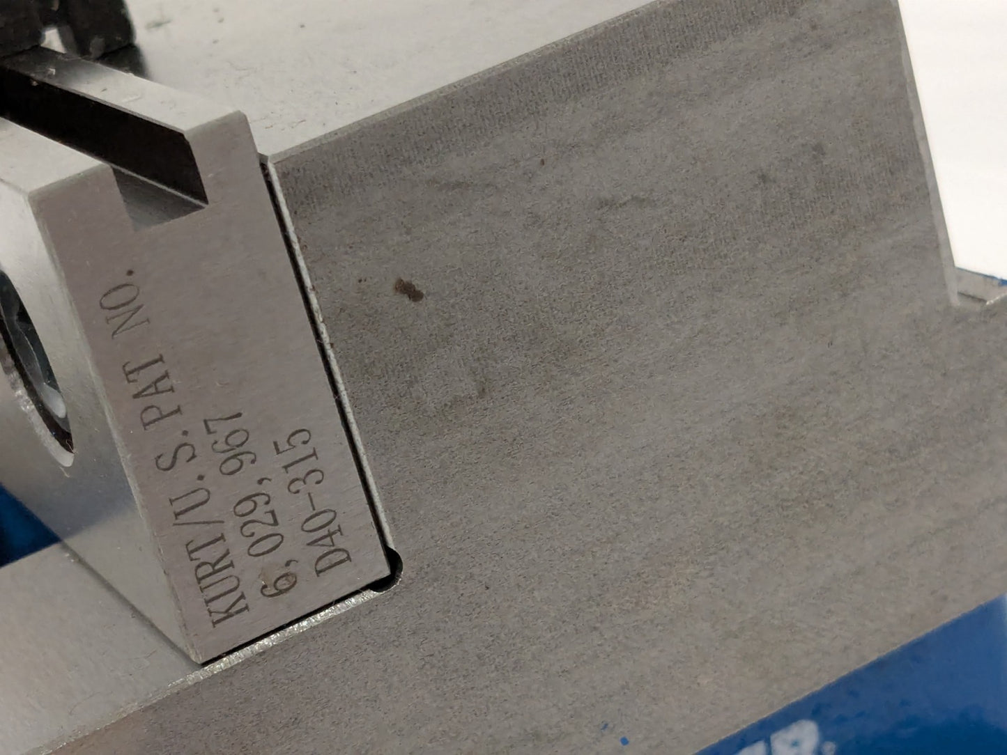 Kurt Machine Vise: Single-Station, 4.00" Jaw Width, 6-1/2" Jaw Opening DX4R