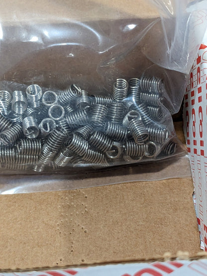 HELI-COIL Screw-Locking Insert: Grade 304 SS, #8-32, 2D Qty 100 A3585-2CN328