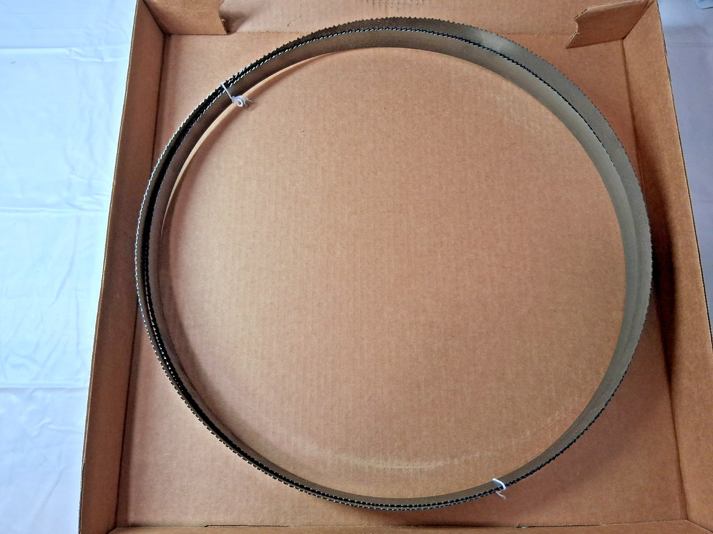 Lenox Welded Bandsaw Blades 13FT 11" Long x 1" Wide x 5 to 8 TPI 47749CLB134240