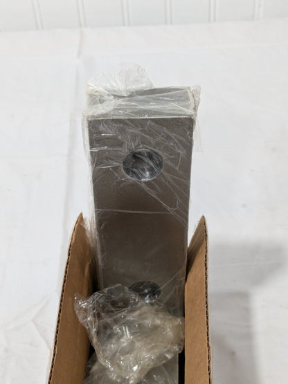 GIBRALTAR Vise Jaw: 6.125″ Wide, 2″ High, 1″ Thick, Flat 1 Pair 428-1066