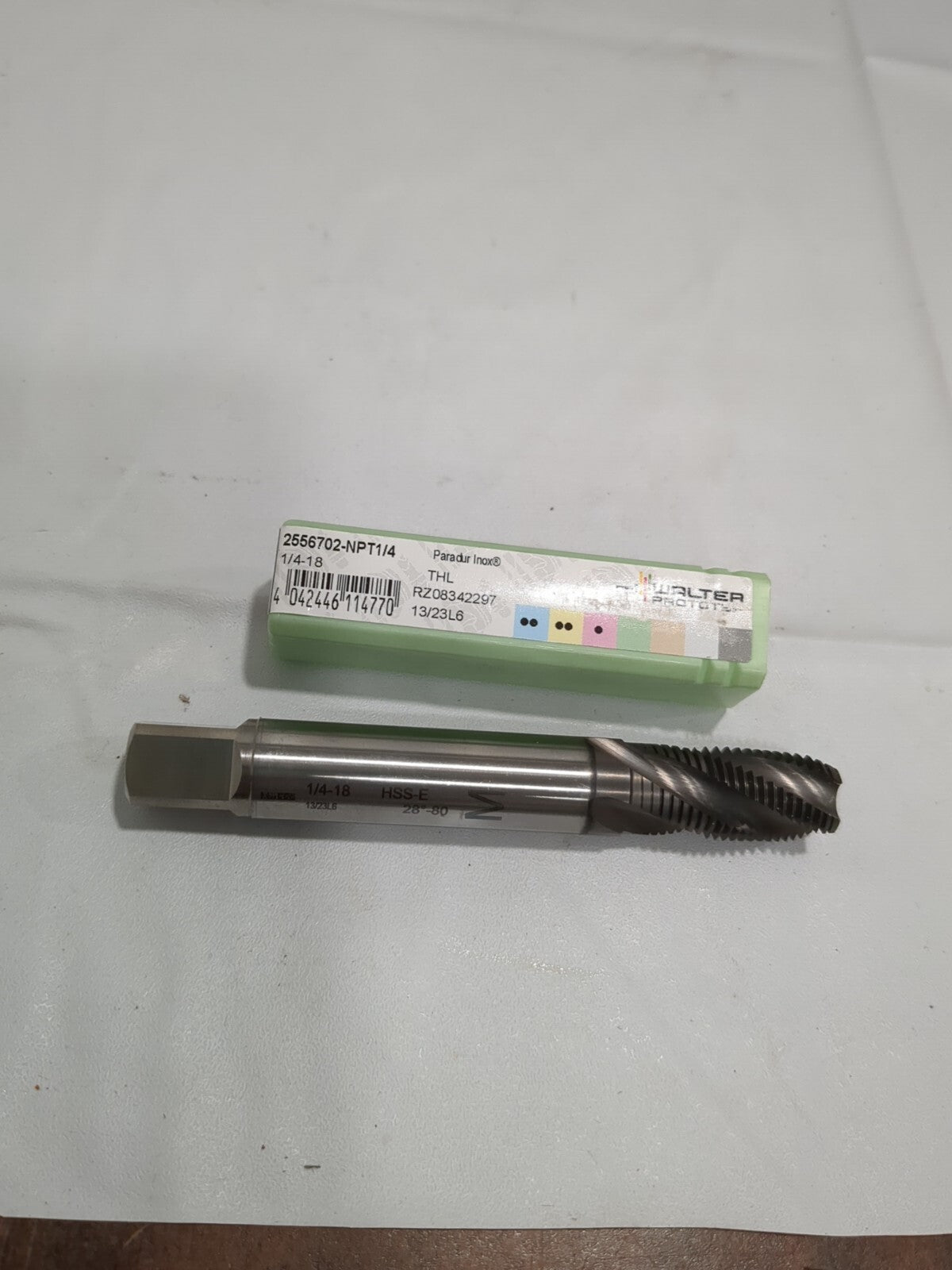 WALTER-PROTOTYP 1/4-18 NPT, 30° Helix, 4 Fl Cobalt Spiral Flute Pipe Tap 5078984