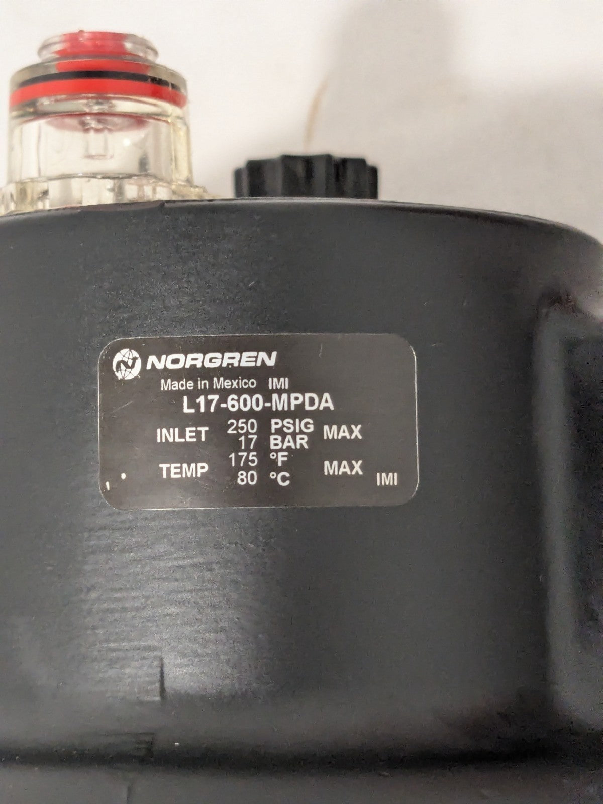 Norgren 250 psi 3/4 in PTF Air Line Lubricator L17-600-MPDA