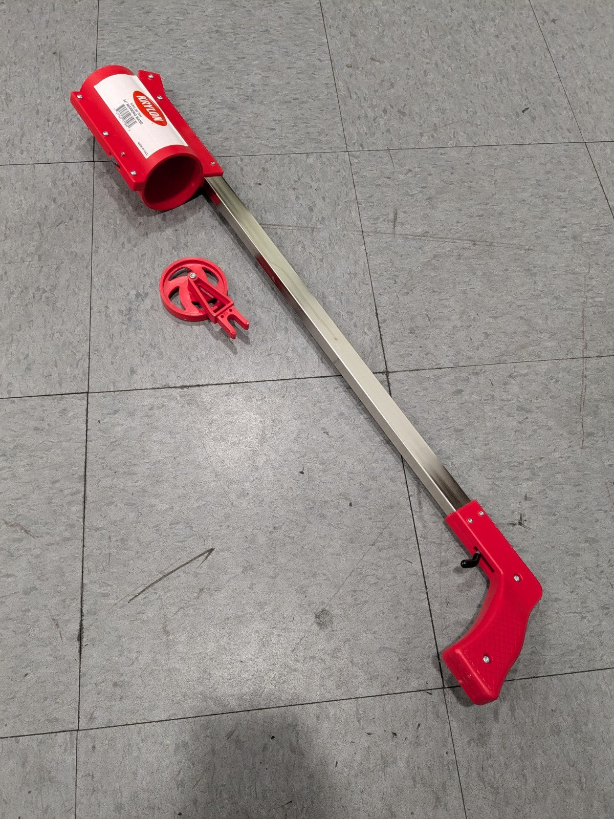 Krylon 34" Industrial Wheeled Marking Wand K07096008