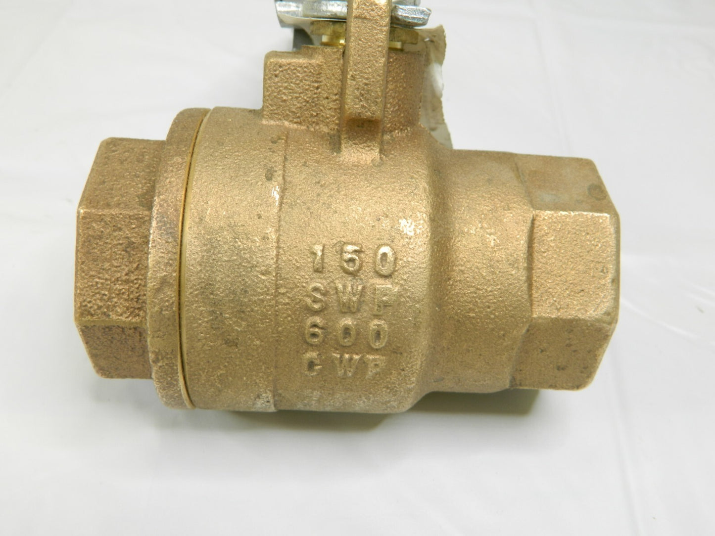 NIBCO Standard Manual Ball Valve: 1-1/2″ Pipe, Full Port FNPT x FNPT NL951LC