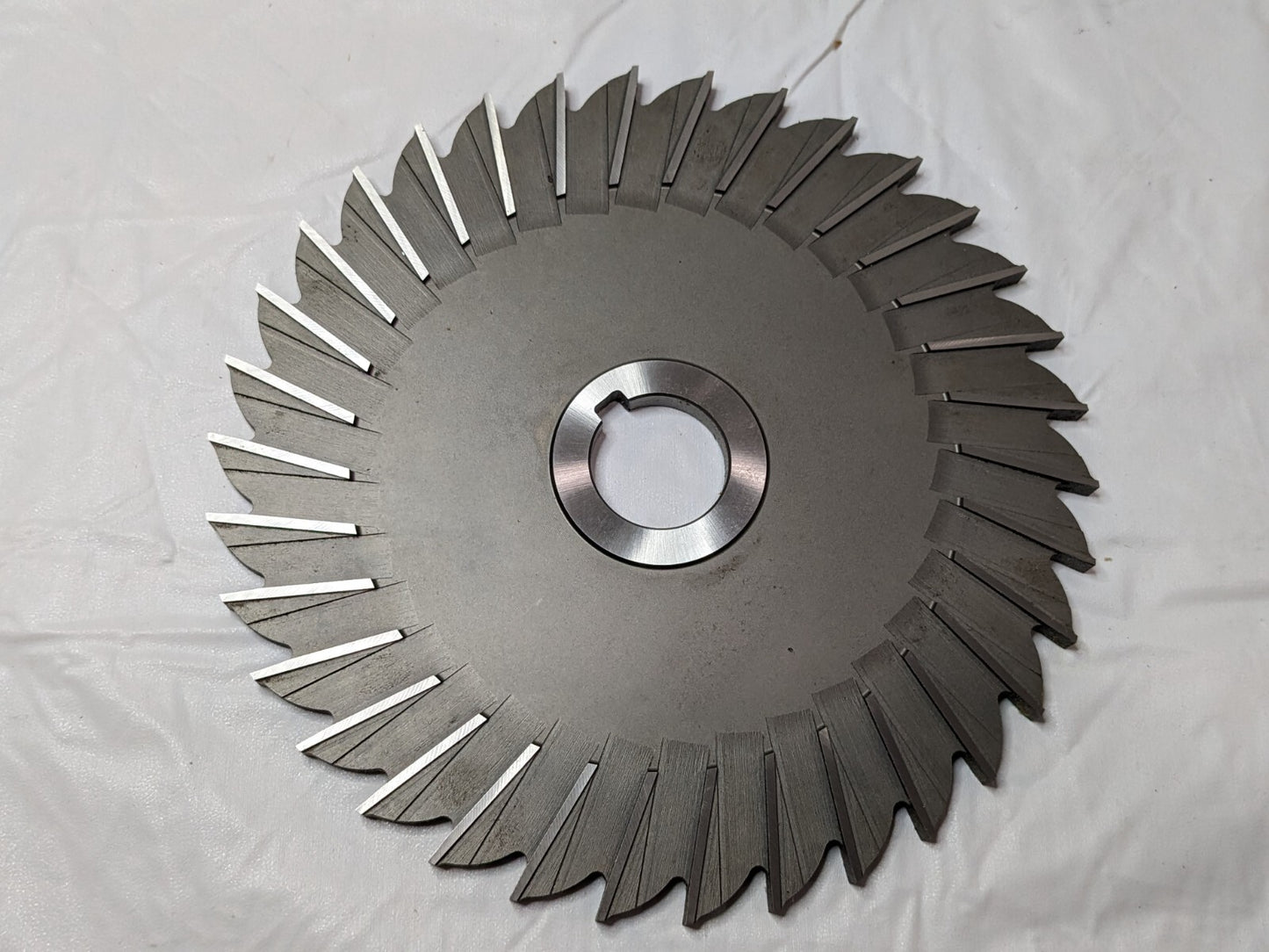 MOON Cutter Side Milling Cutter 8" Diam x 5/16" CW X 1-1/4" Arbor