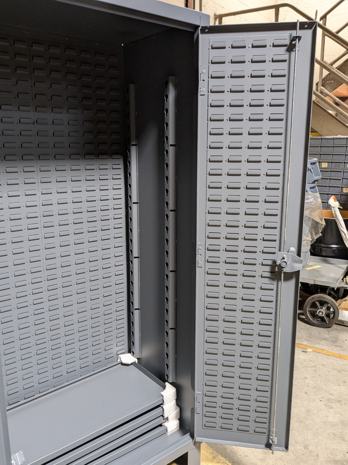 Durham Heavy Duty Storage Cabinet w/ Bins 4-Shelves 12 Ga. Welded Steel