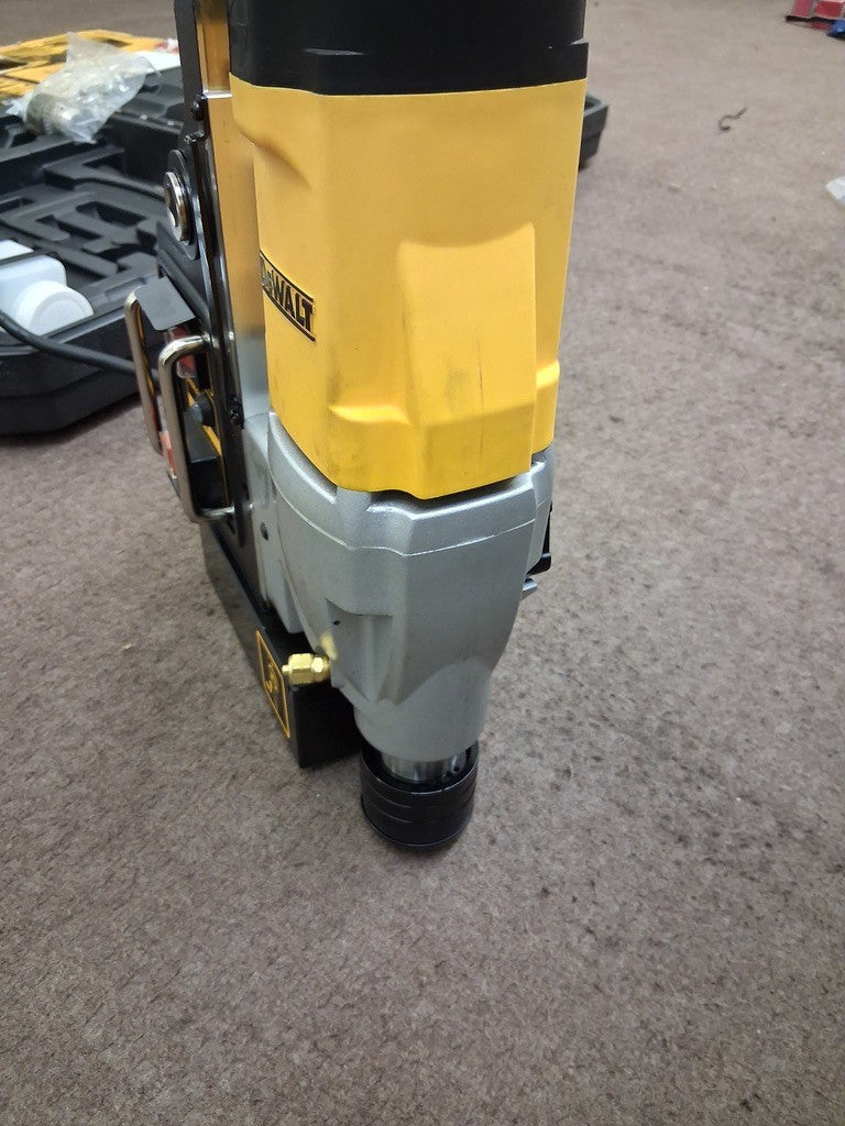 Dewalt Magnetic 2" Drill Press 2-Speed DWE1622K