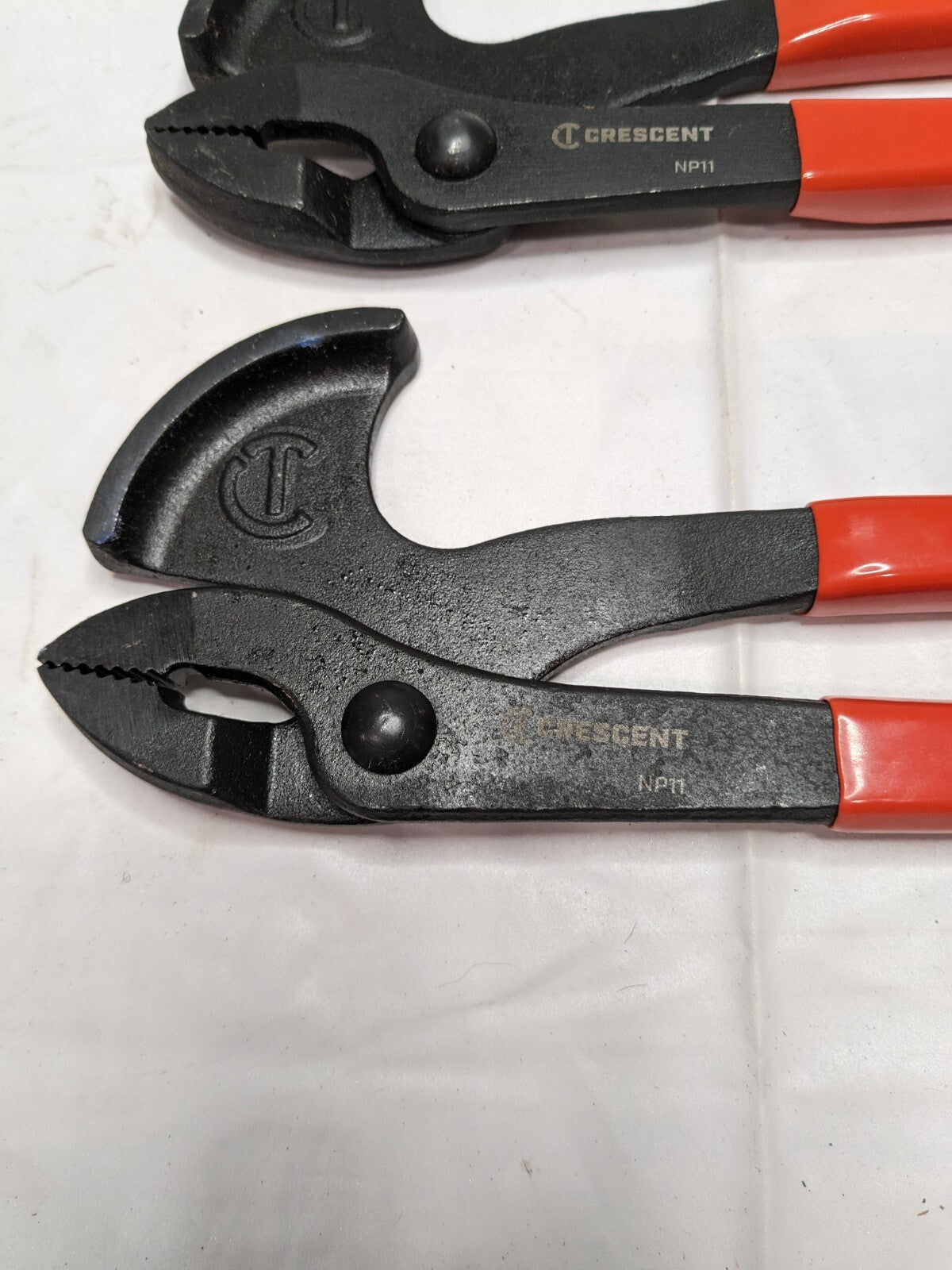 CRESCENT 11″ OAL Nail Pull Pliers Forged Steel Qty 2 NP11