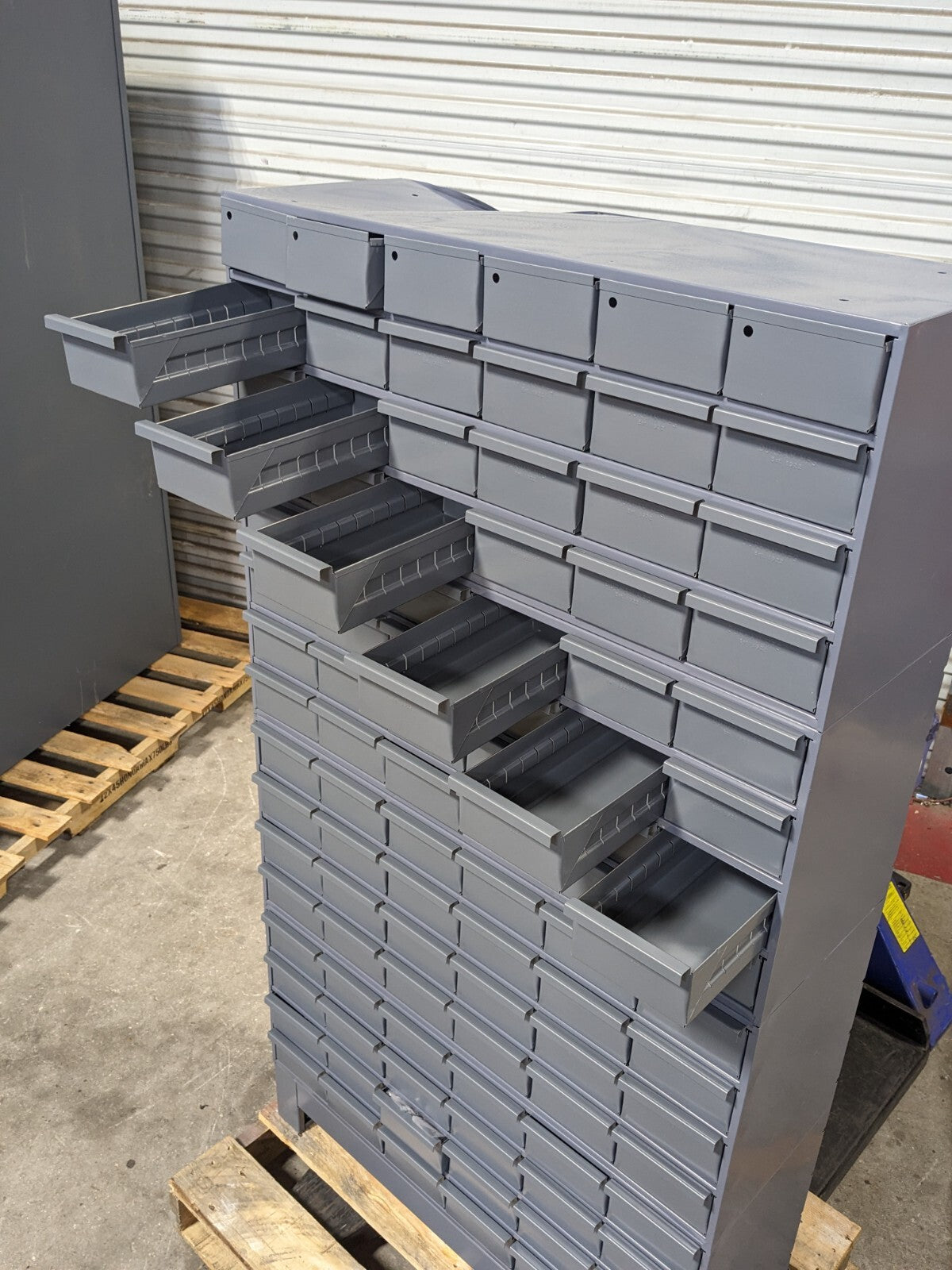 Durham Bin Storage Cabinet 96 Drawer 62 x 34 x 12 Steel Gray SCRATCH N DENT