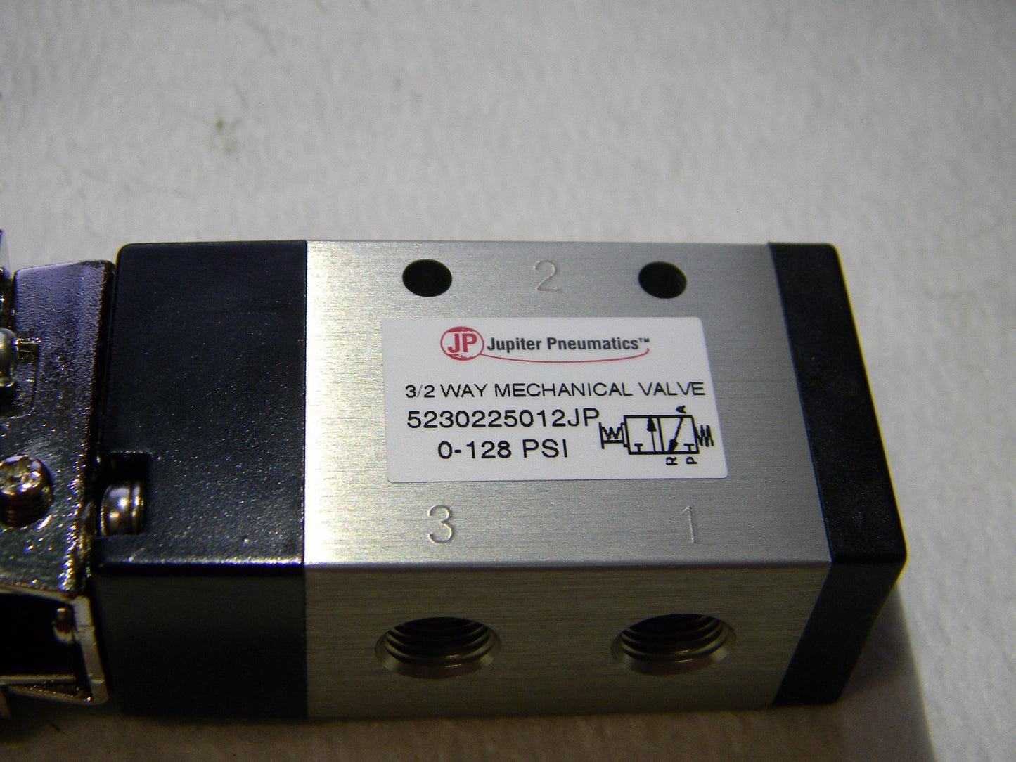 Jupiter Pneumatics 1/8"  NPT Mechanically Operated Air Valve 5230225012jp