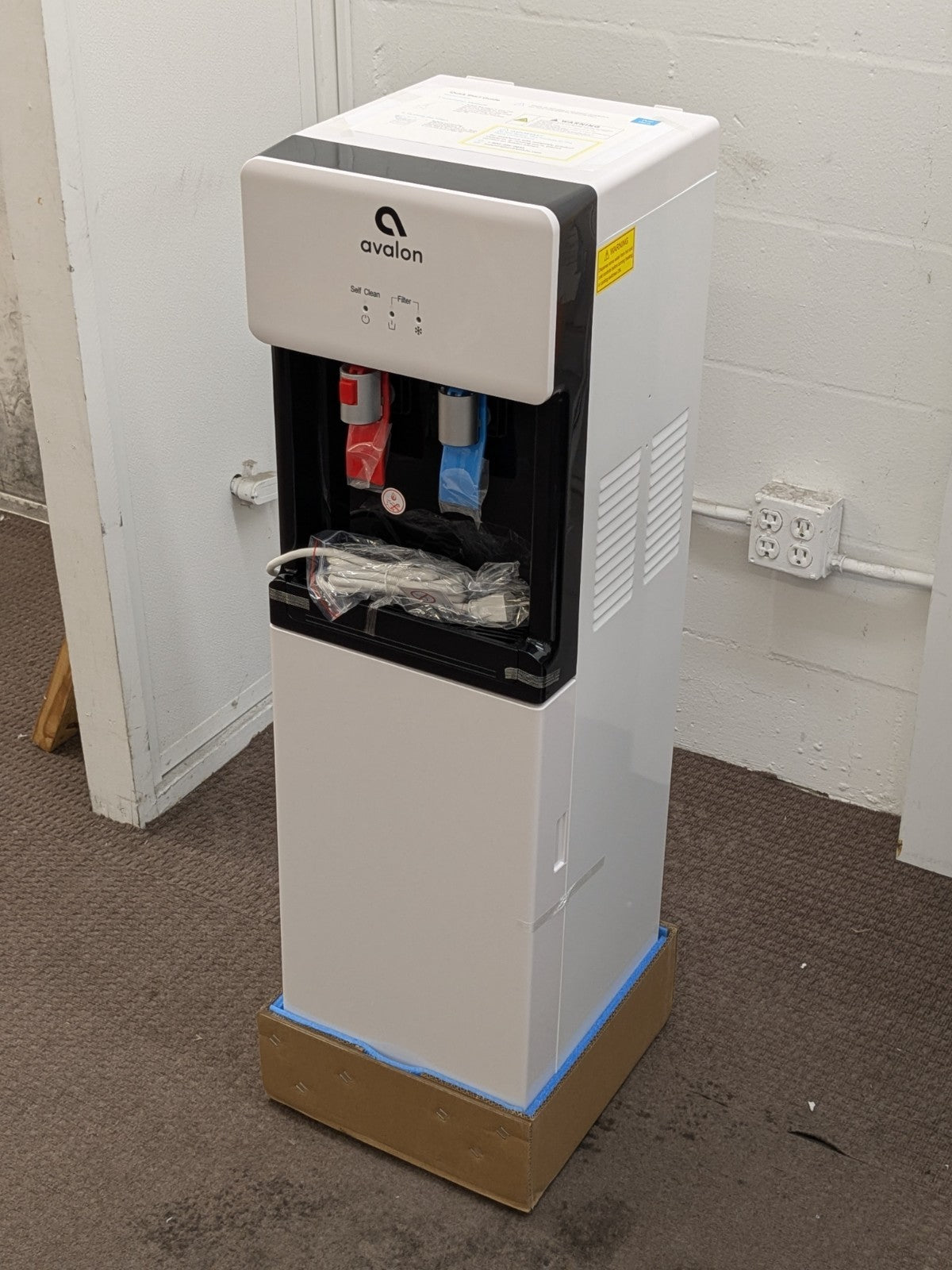 Avalon A7 Bottleless Self-Cleaning Water Cooler Dispenser 115v White Finish