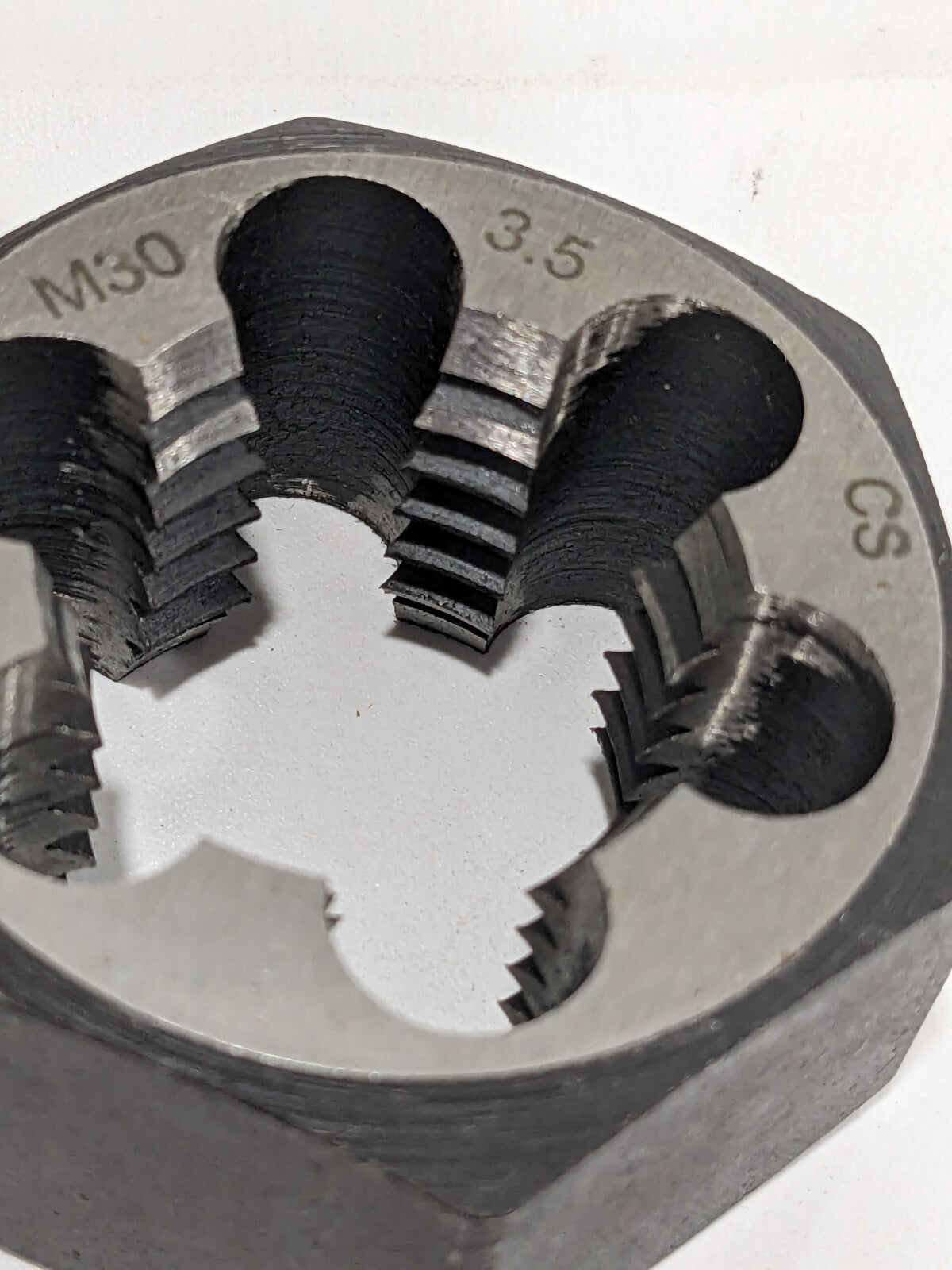 Hex Rethreading Die: M30x3.5, 1" Thick, Right Hand, Carbon Steel 364-0304