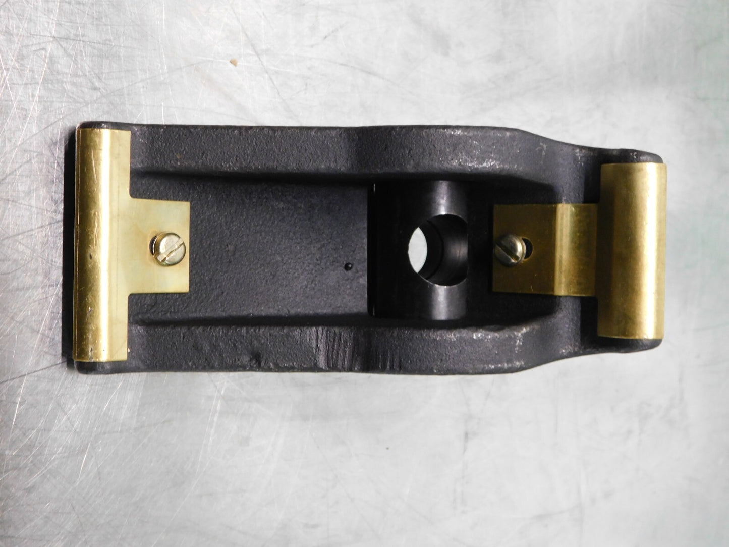 Pro Adjustable & Self-Positioning Strap Clamp 2-5/8" W x 2-1/4" H 400-8046
