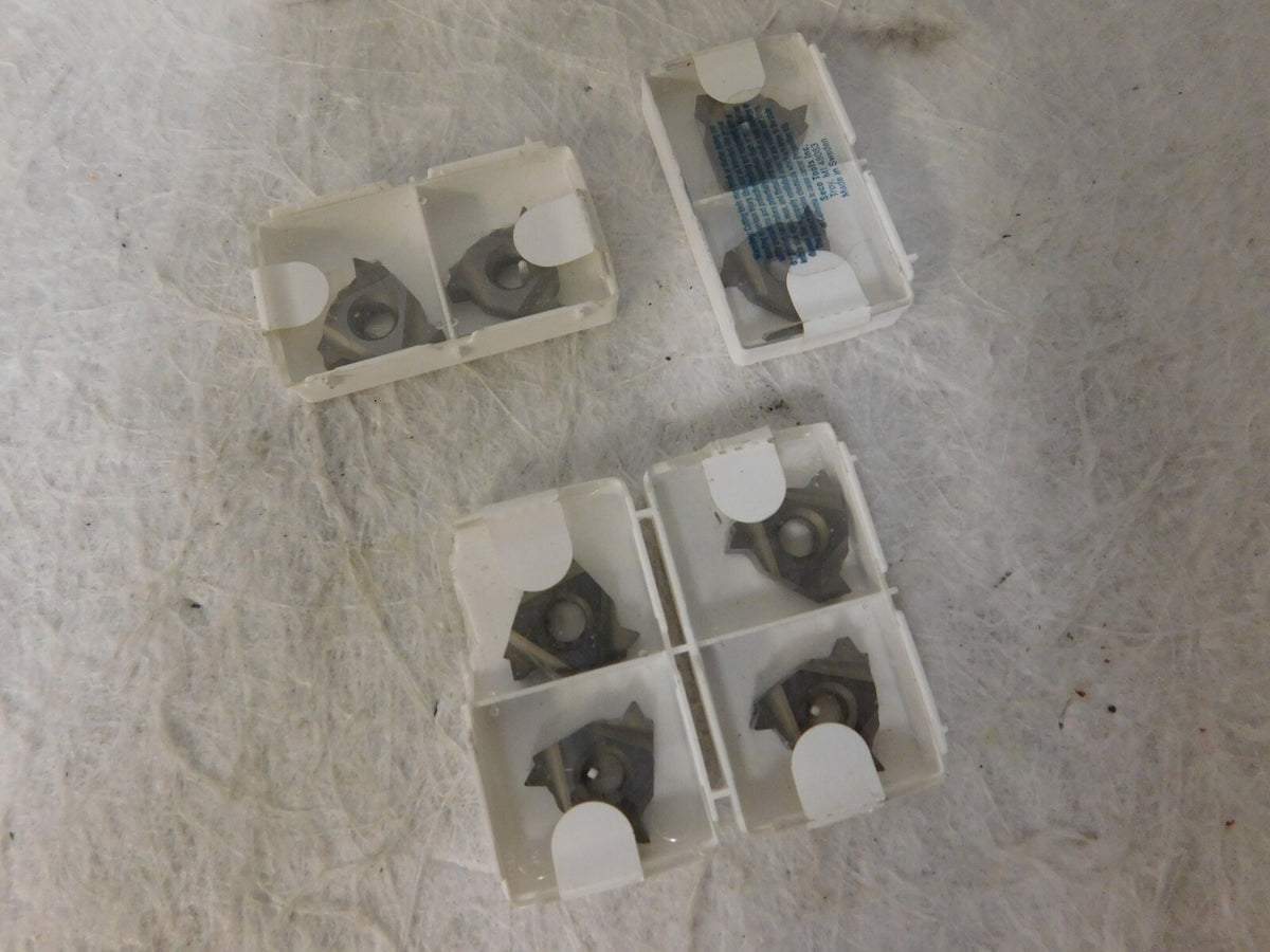SECO 22NR 4.0ISO H15  Carbide  Thread  Inserts  QTY 8 27754