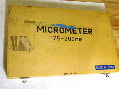 Professional Mechanical Outside Micrometer 175mm-200mm Range 0.01mm Resolution