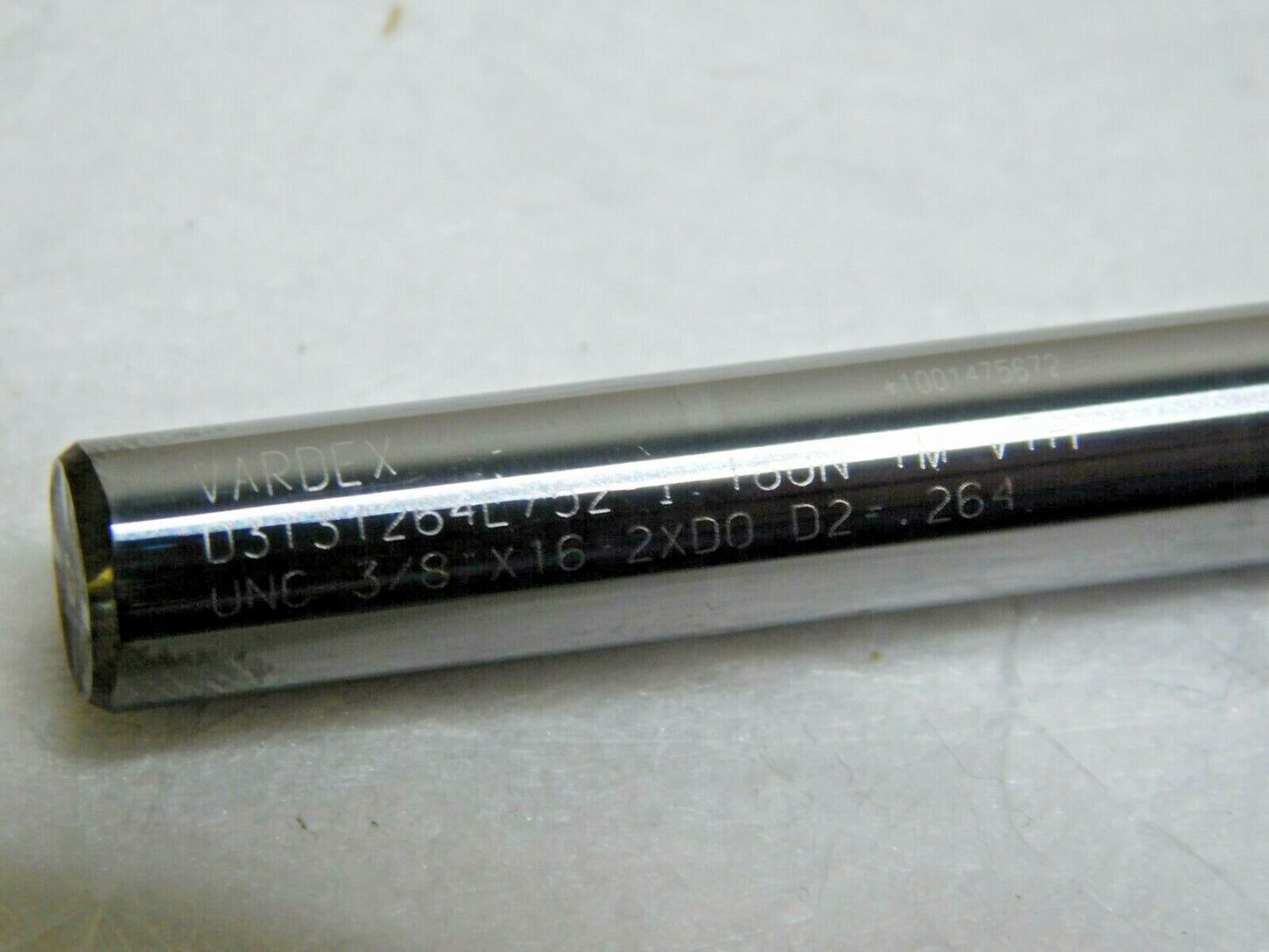 Vargus Carbide Helical Flute Thread Mill RH 3/8"-16 Internal 16 TPI 3FK 802