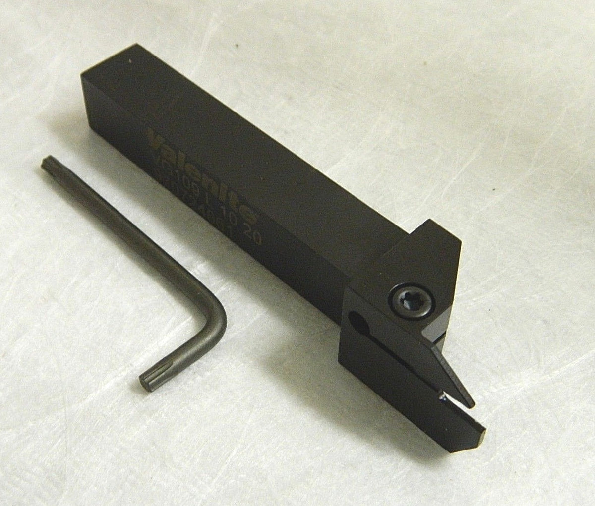 Walter-Valenite Indexable Grooving Toolholder 0.59" Max DOC VG109 L 10 20 5