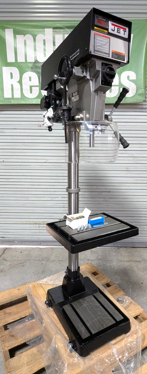 JET J-A5818 15" Drill Press  220/440V 3Phase 1HP Variable Speed *Scratch & Dent*