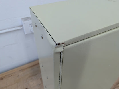 Master Lock Steel Lockable Key Storage Cabinet 25" x 18" x 7" Scr