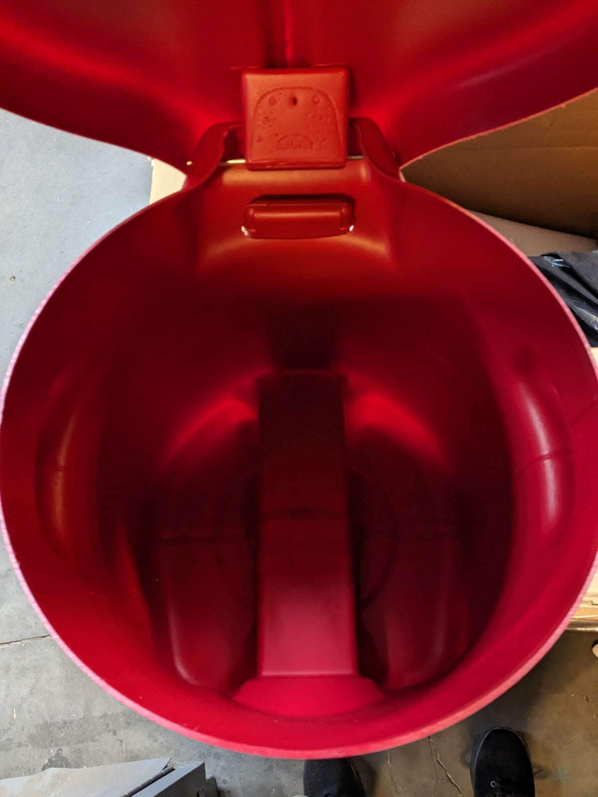 EAGLE 10 Gallon Capacity, Polyethylene Oily Waste Can 935FL