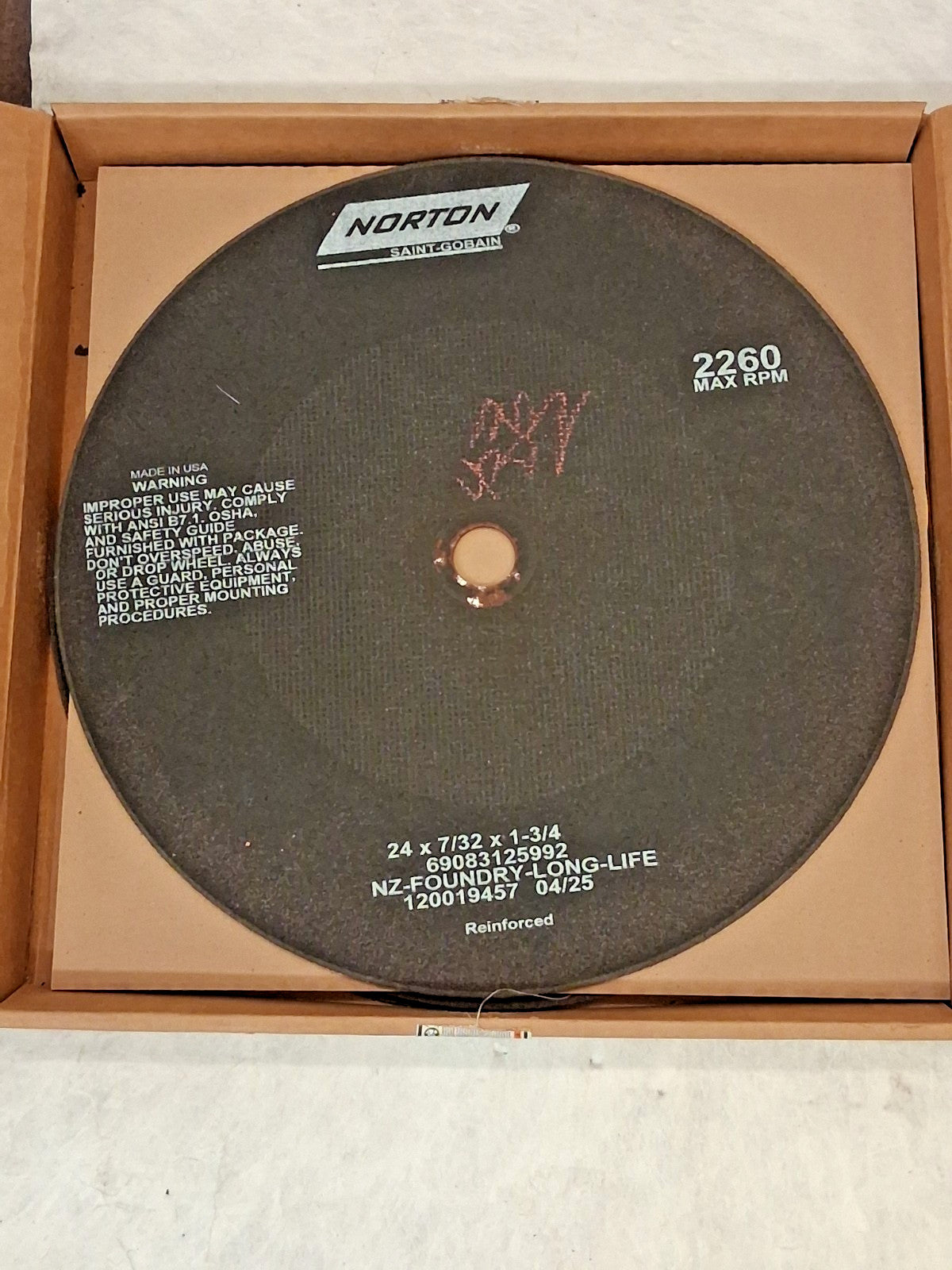 Norton Cutoff Wheel 24" Dia 7/32" Thick 1-3/4" Hole 69083125992