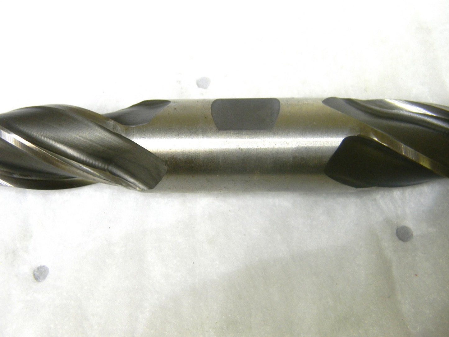 Pro-Grade HSS Double End Mill 15/16 RH 4Fl 1-7/8 LOC 6-3/8 OAL 41117714