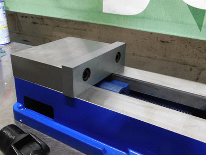 Pro-Grade Horizontal Machine Vise 6" Jaw Width Stationary Base 428-7268