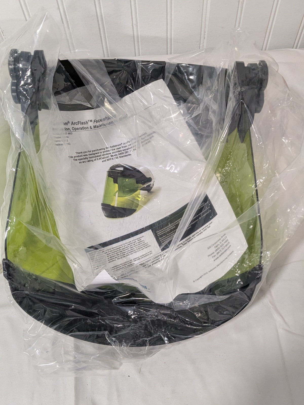 Sellstrom Face Shield & Headgear: Welding Arcs 8" H, 15" W, With Hard Hat S31202