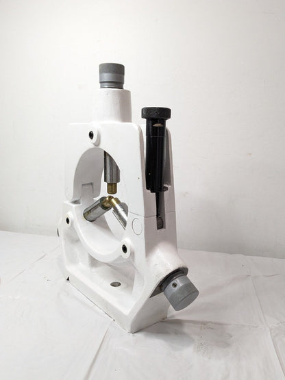 Clausing Steady Lathe Rest 3/8 to 5-1/2" Workpiece Dia 13-472VS