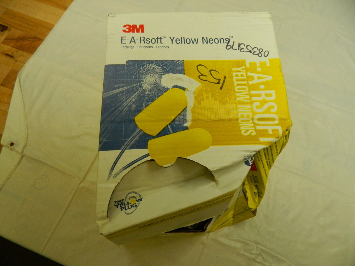 3M Earplug: 33dB, Foam, Bullet, Roll Down, 200pks Corded damaged box 7000002306