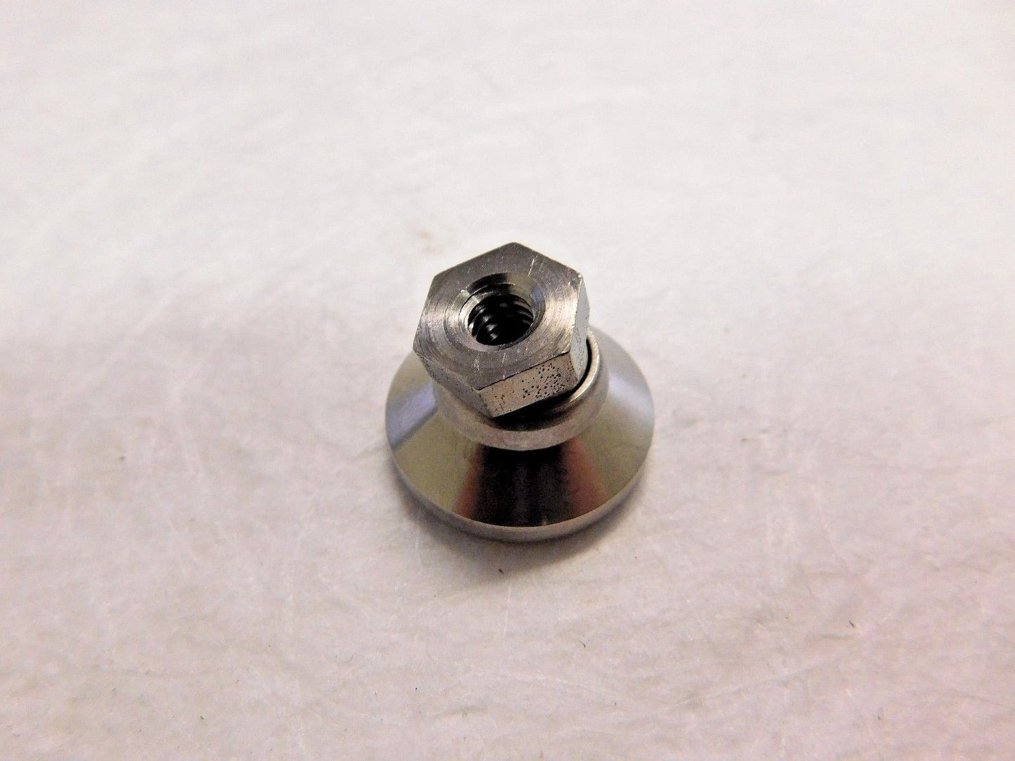 Vlier Tapped Pivotal Socket Mount Leveling Pad Capacity SS QTY  5  SSP300B