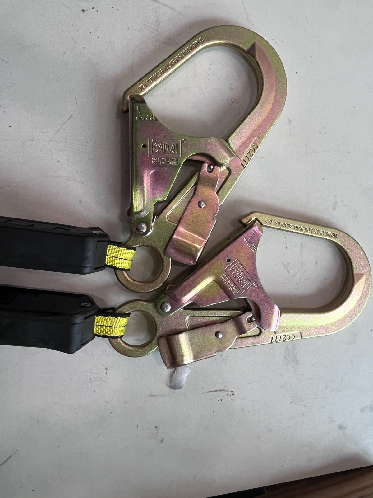 DBI-SALA Self-Retracting Lifeline: 420 lb Capacity, 6.00' Lifeline 7100313183