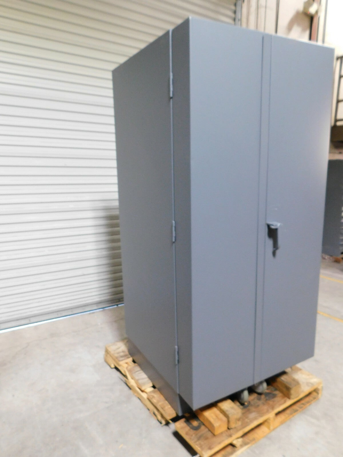 Durham Industrial Storage Cabinet 4 Shelf 24 Bin 78 x 36 x 36 HDC36DC24TB4S95