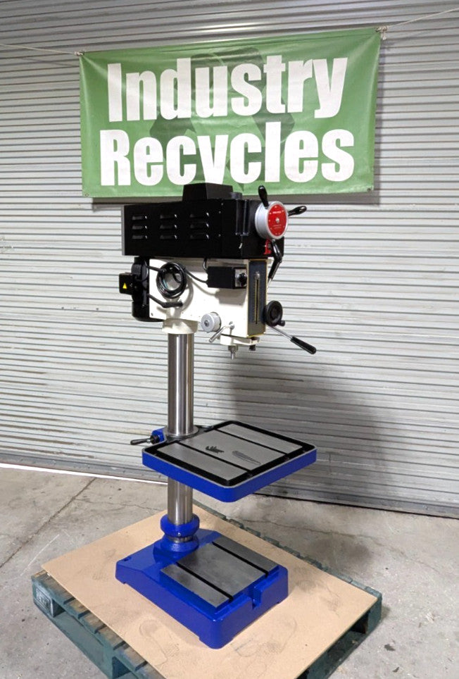 Vectrax Mill / Drill Machine  20" Swing 170 - 2000 RPM 220v 3ph *Scratch & Dent*