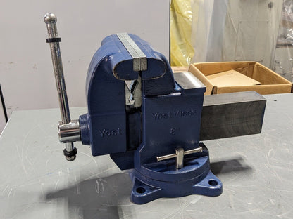 Yost Heavy Duty Tradesman Bench Vise w/ Swivel Base and Pipe Jaws 56399