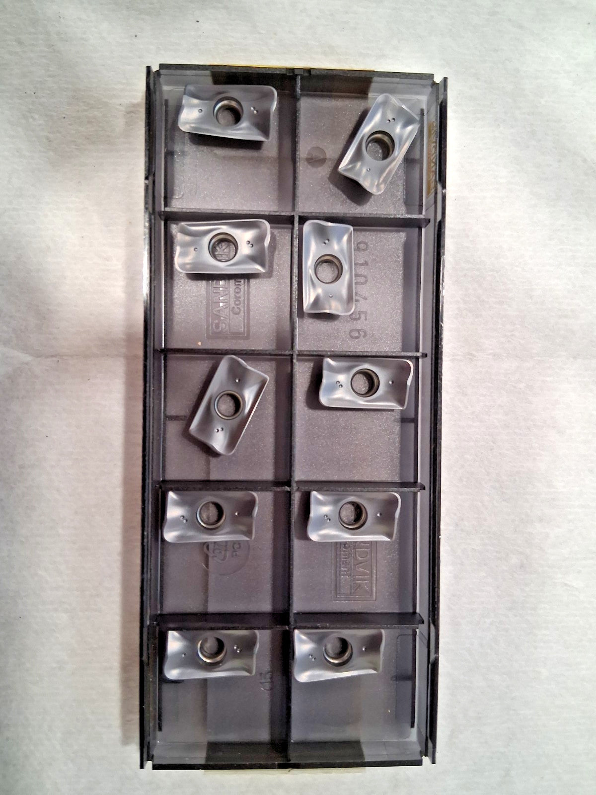 Sandvik Coromant Carbide Milling Insert R390 Qty10 5888548